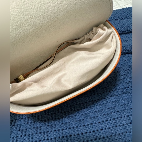 Tory Burch sunglasses - Picture 6 of 6